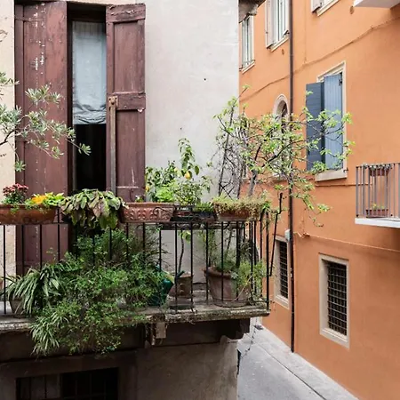 Lägenhet San Tomaso Luxury Apt, 2 Steps From Centre, No Ztl