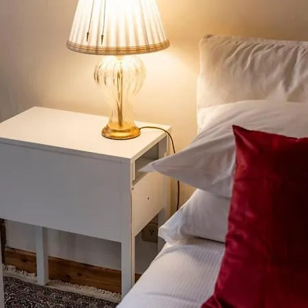 San Tomaso Luxury Apt, 2 Steps From Centre, No Ztl Lägenhet *