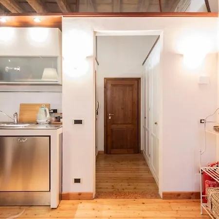 San Tomaso Luxury Apt, 2 Steps From Centre, No Ztl Lägenhet