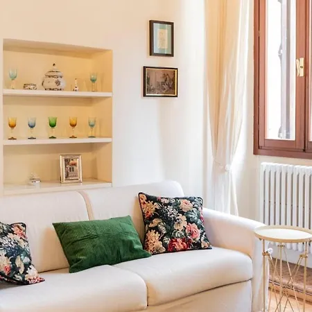 San Tomaso Luxury Apt, 2 Steps From Centre, No Ztl Appartement Vérone